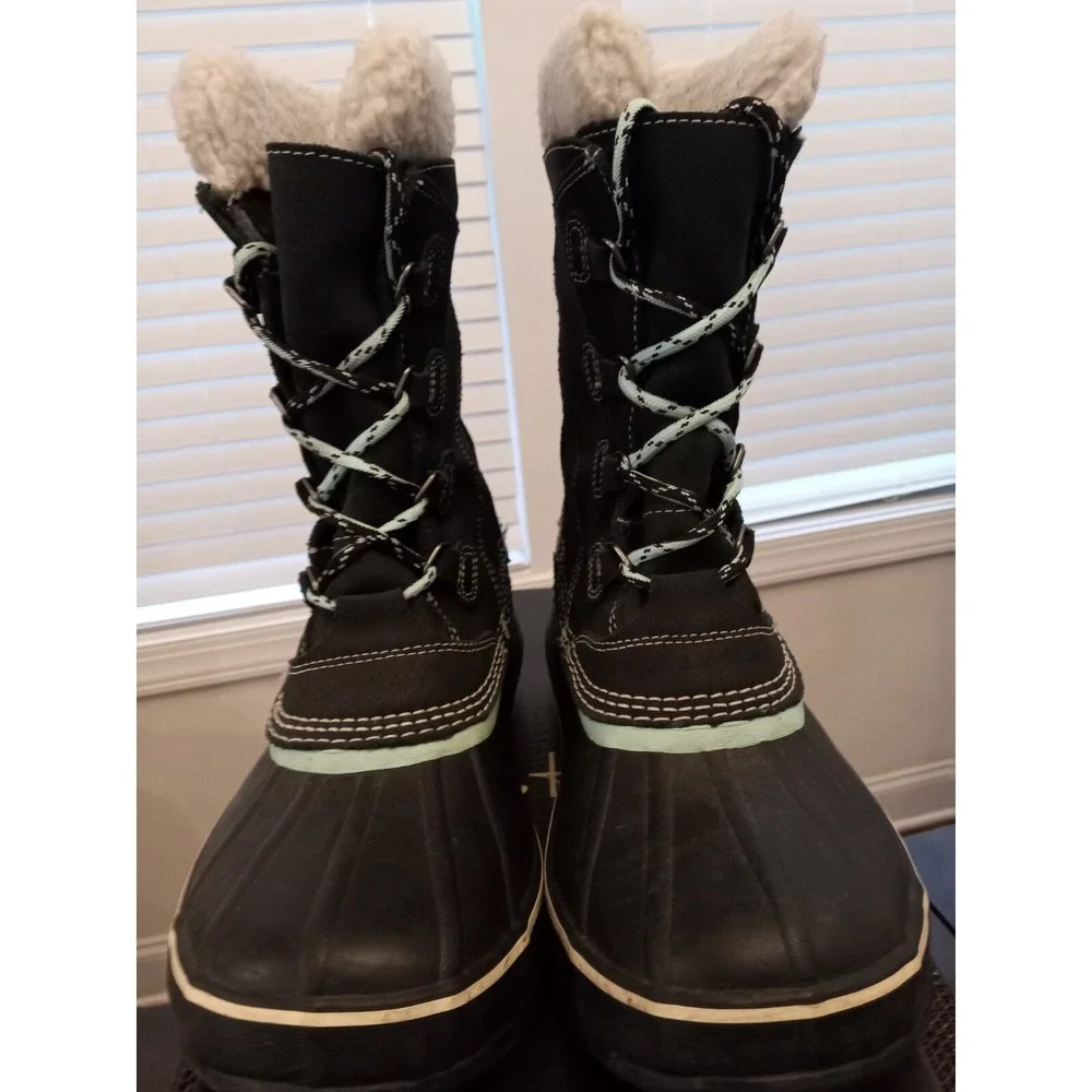 LL Bean  Womens‎ Snow Boots Size 9 M Charcoal  Suede Lace Up Rubber Felt Lined